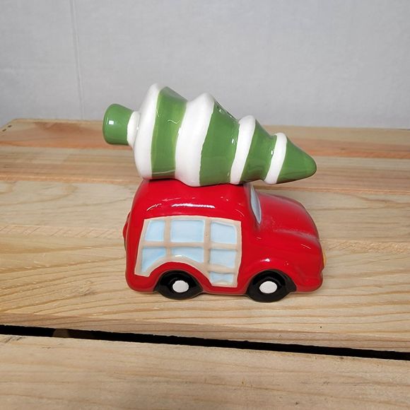Christmas Salt And Pepper Shakers: Car and Tree - Picture 1 of 6